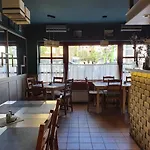 Mgtels Apartman - With Private Parking
