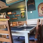 Mgtels Apartman - With Private Parking